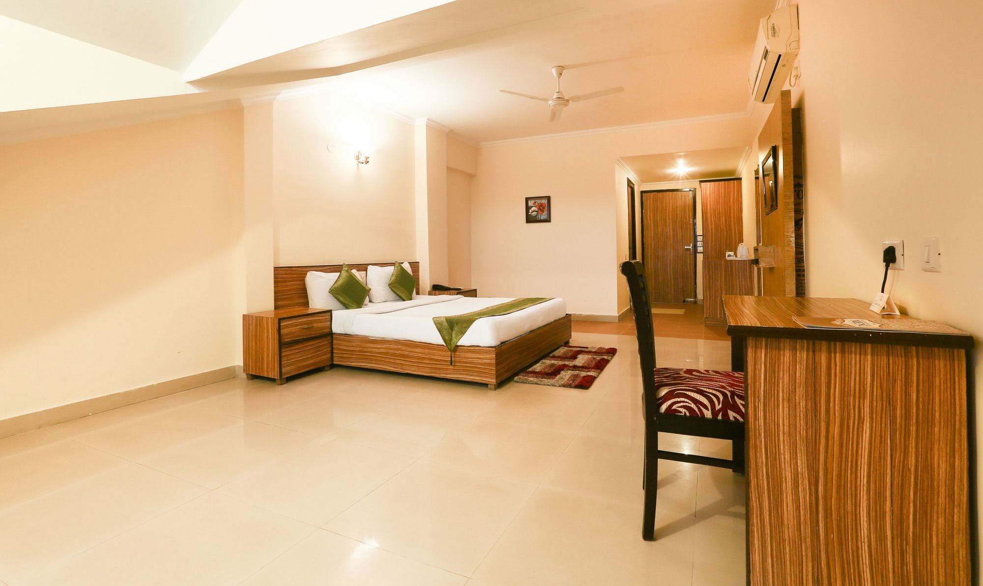 Treebo Trend Gk Conifer Dharamshala Exterior foto