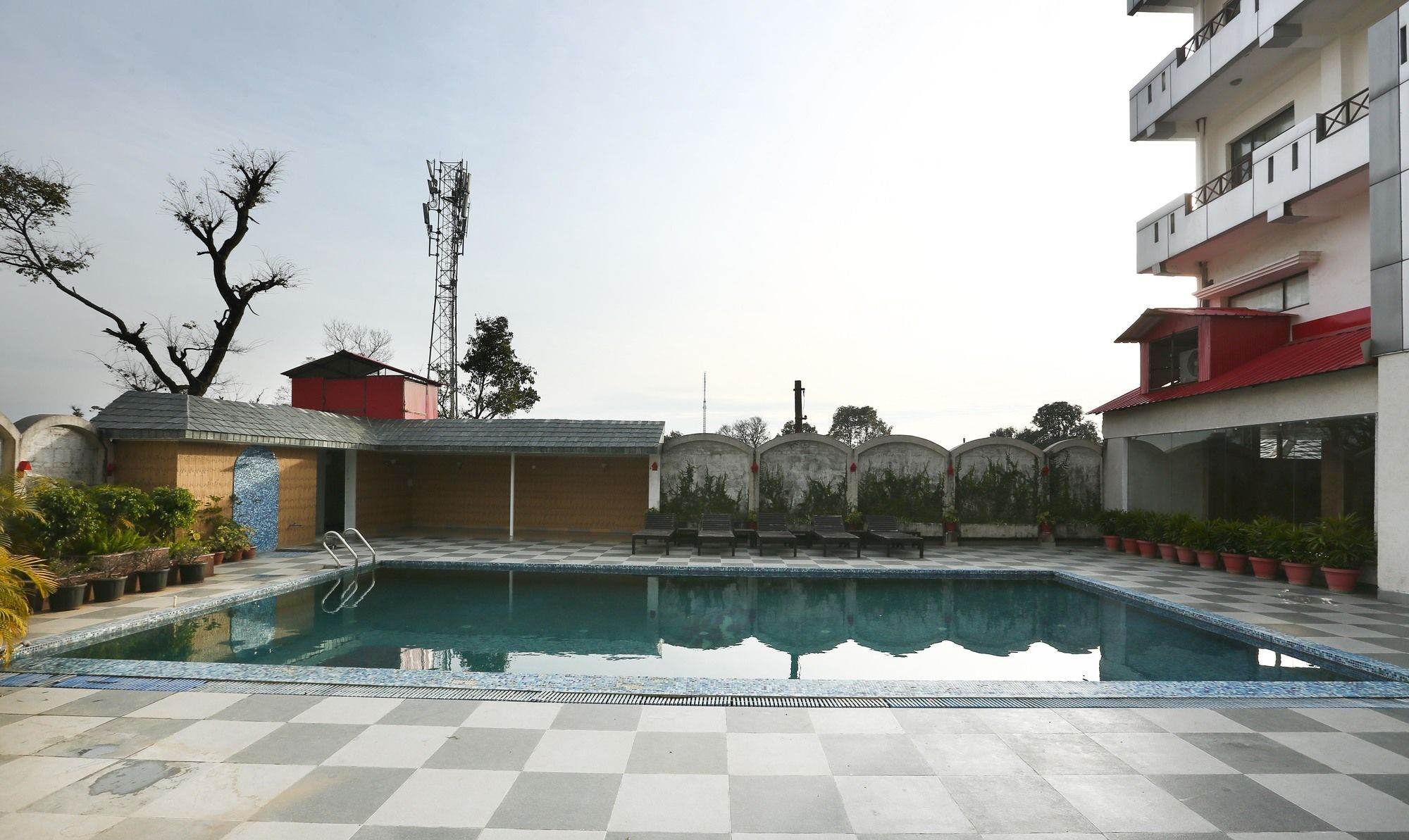 Treebo Trend Gk Conifer Dharamshala Exterior foto
