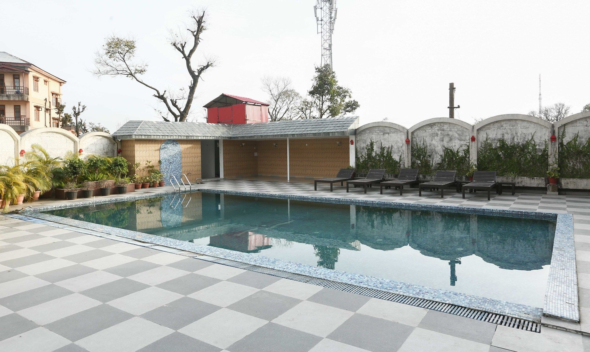 Treebo Trend Gk Conifer Dharamshala Exterior foto