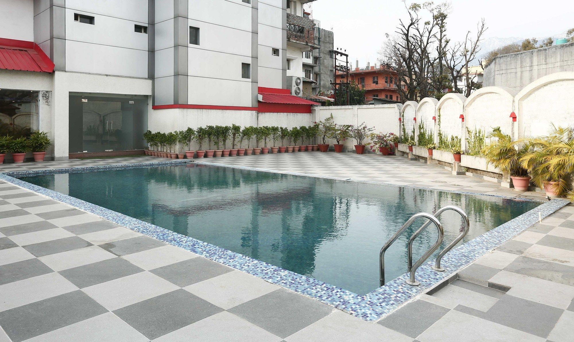 Treebo Trend Gk Conifer Dharamshala Exterior foto